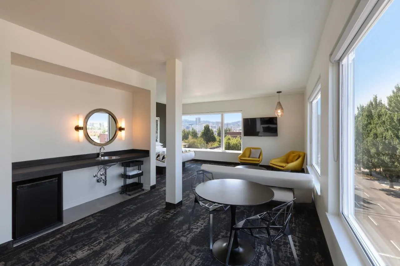 ****  Jupiter Next Hotel Portland United States